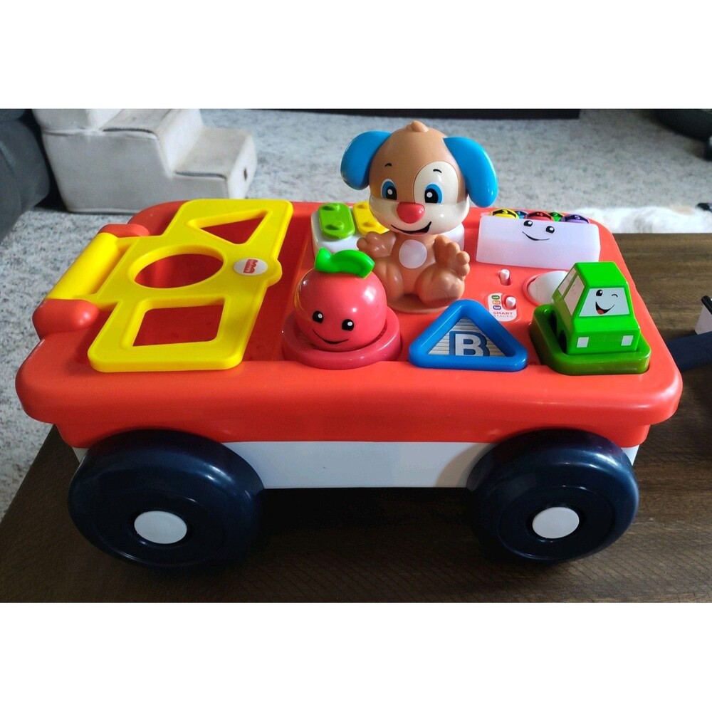 Fisher Price Laugh & Learn, Pull &Play Learning Wagon ~ missing one shape WORKS